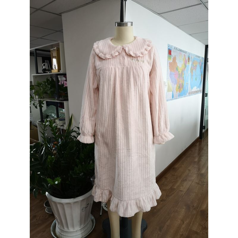 Women Wearing In Autumn Winter Stripe Fannel Fleece Robes With Long Sleeve