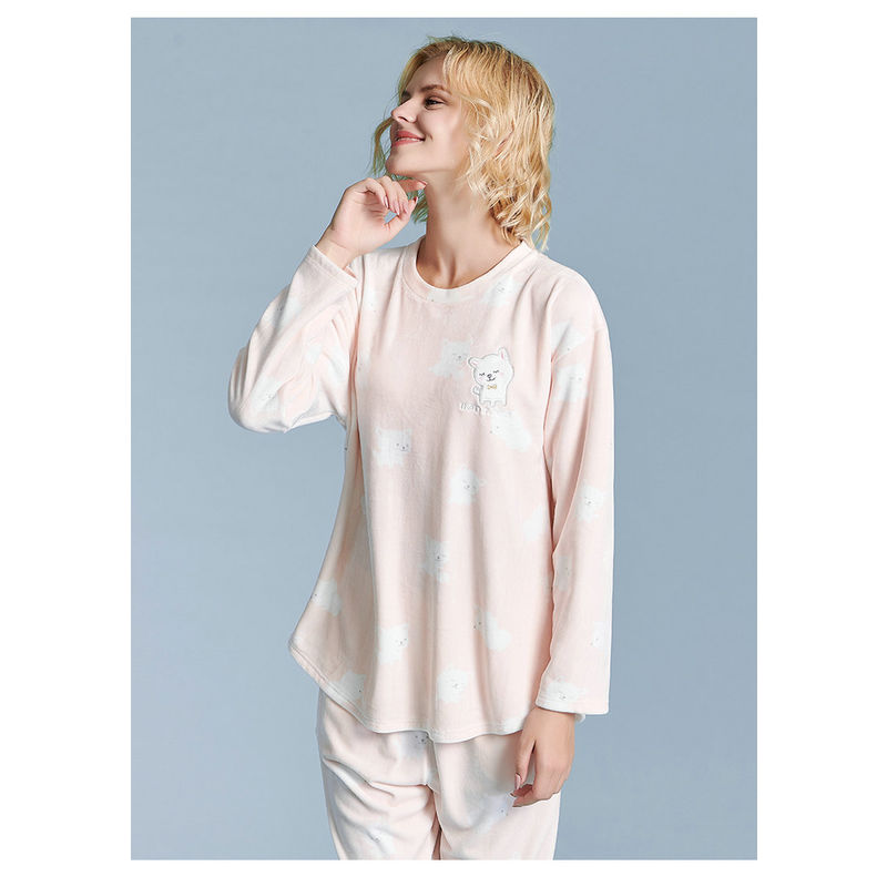 Women Wearing In Autumn Winter Printed Super Soft Spandex Pajamas Set With Long Sleeve - Pink