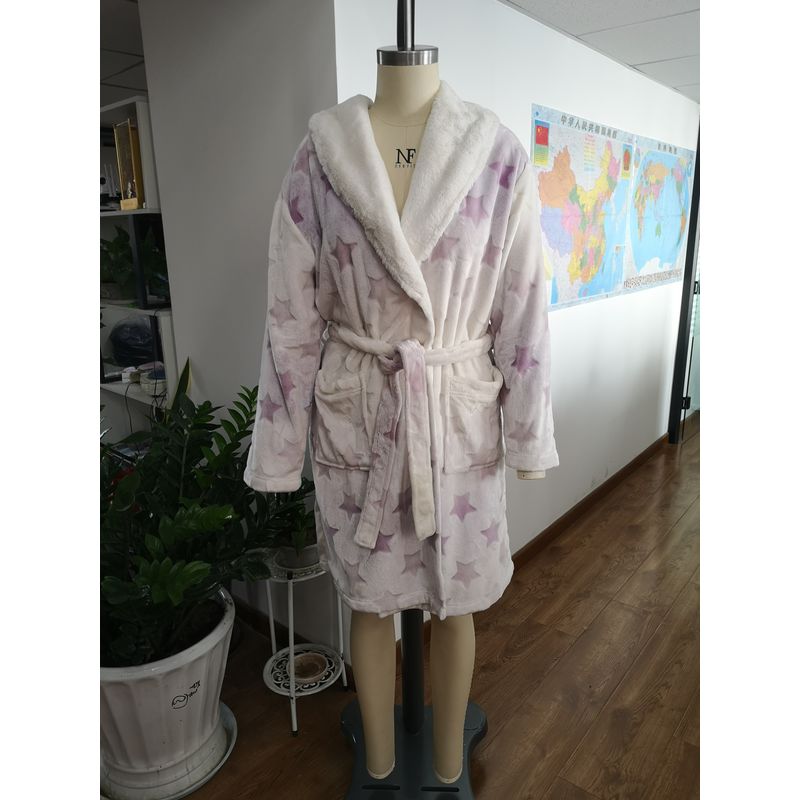 Women Wearing In Autumn Back Printing Emboss Flannel Fleece Bath Robe