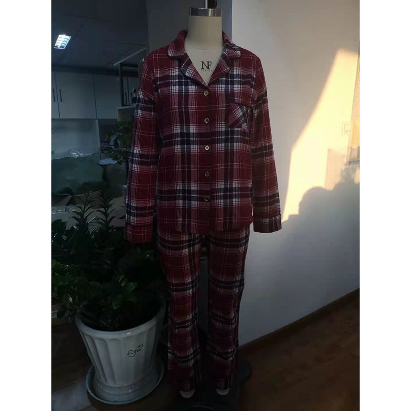 Women Wearing In Autumn Cotton Flannel Pajamas Set - Yarn Dyed Fabric