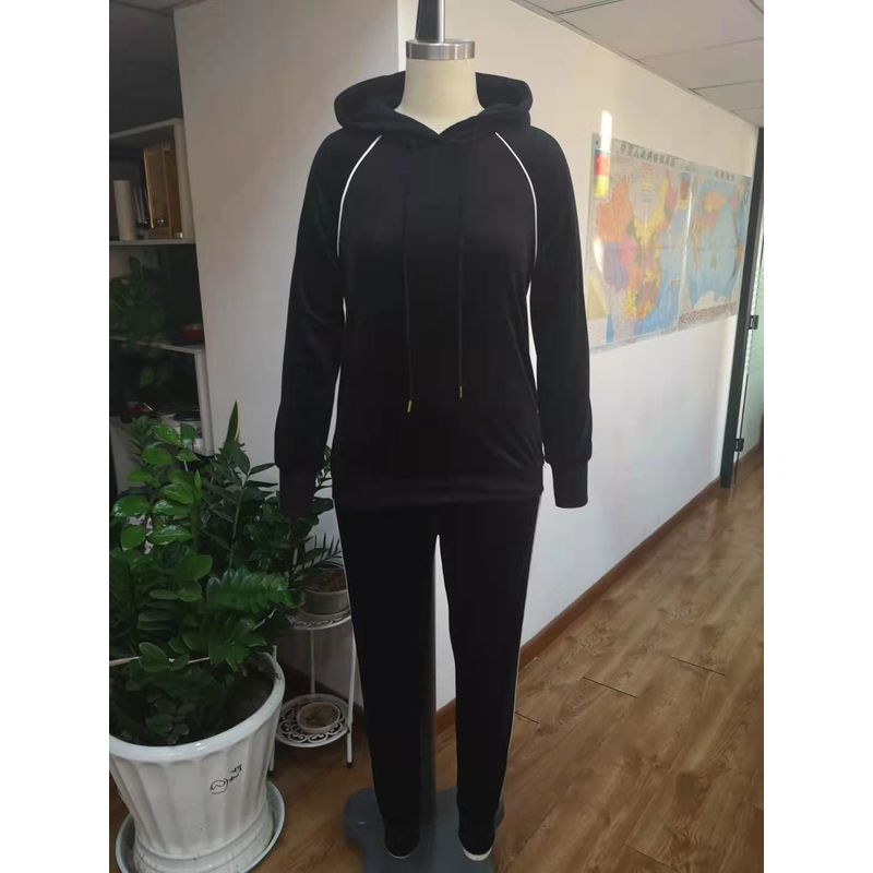 Solid Color Super Soft Fabric Home Wear Pajamas Set For Women