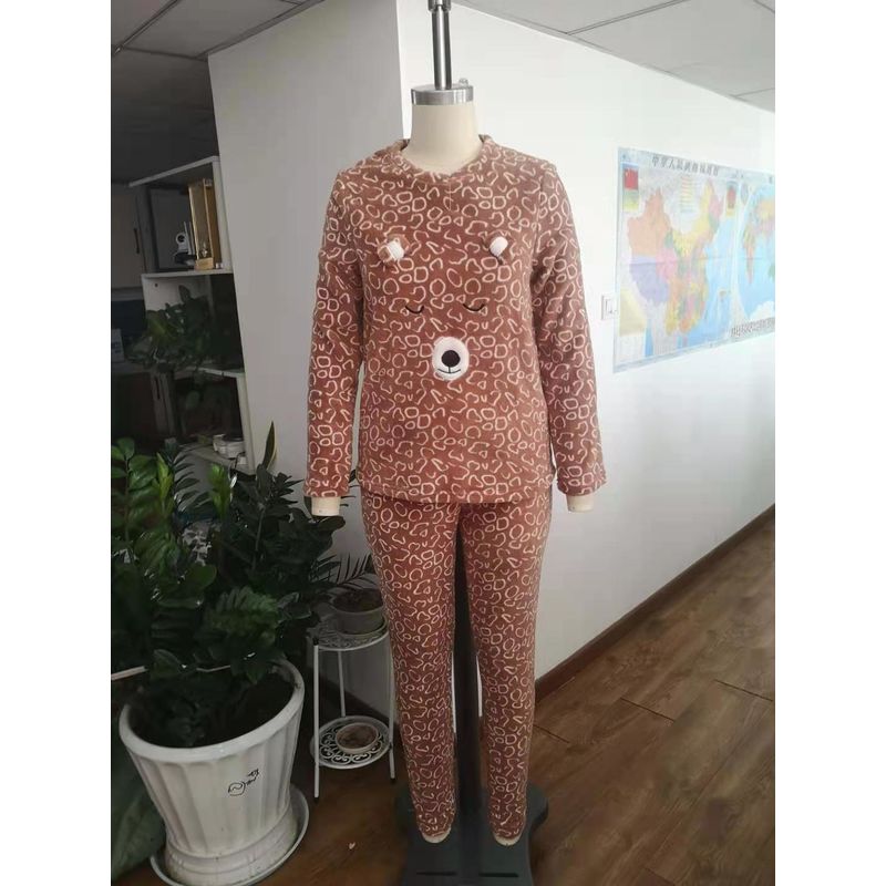 Winter Warm Printed Coral Fleece Pajamas Set With Bear Embroidery For Women