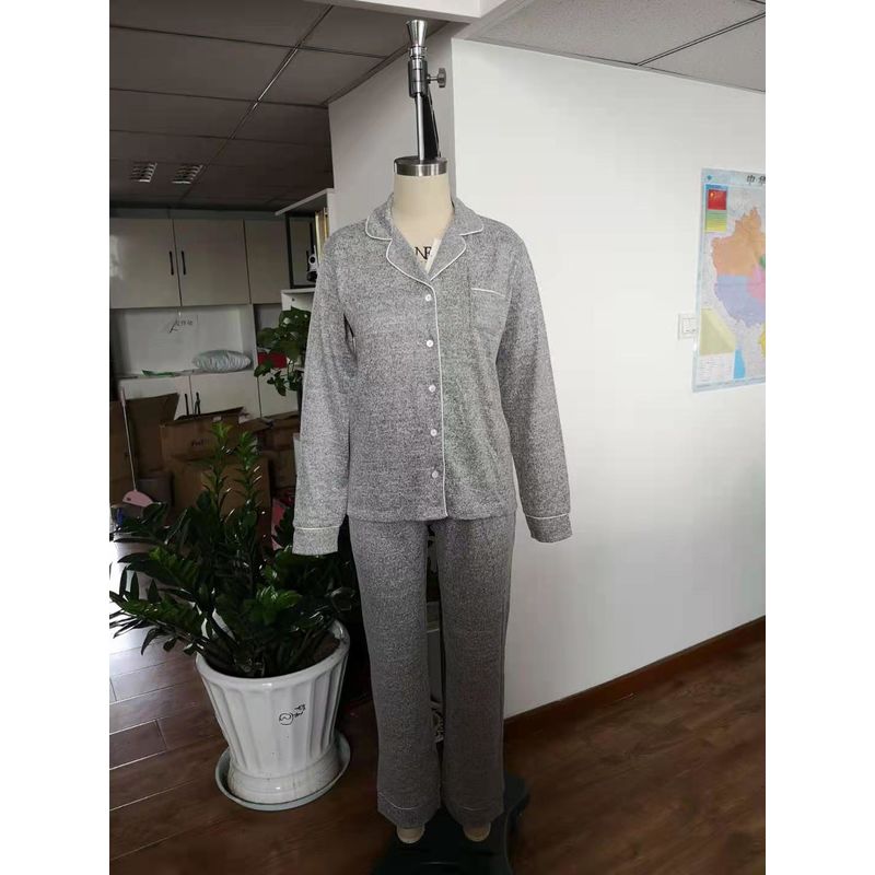 Women Wearing In Autumn Winter Soft Card Clothing Pajamas Set