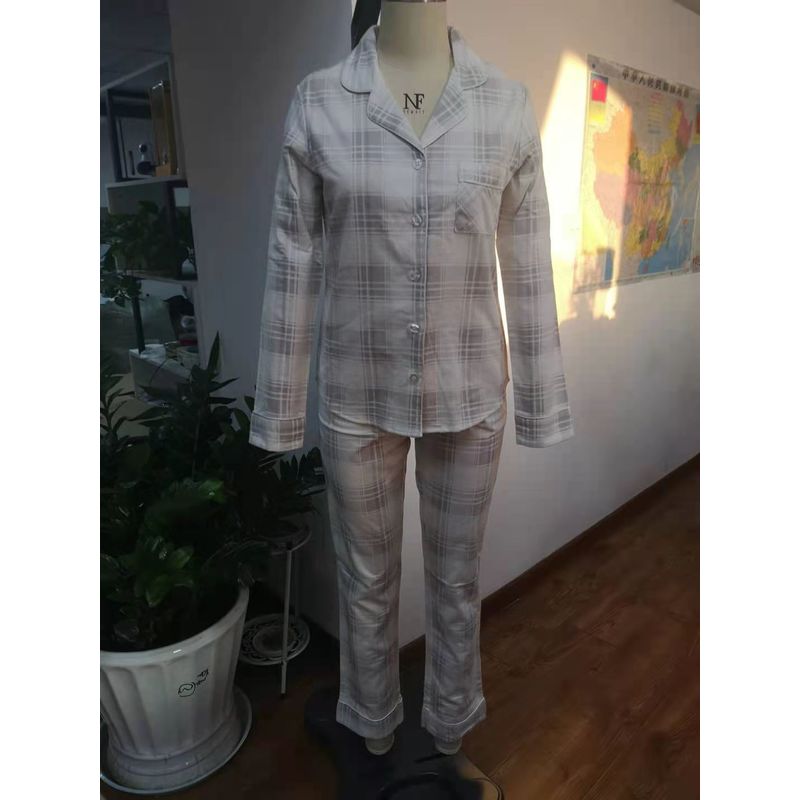 Women Wearing In Autumn Cotton Flannel Pajamas Set - Grey Grid